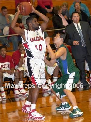 Thumbnail 2 in Sacred Heart Cathedral vs Salesian (CIF NorCal D4 Final) photogallery.