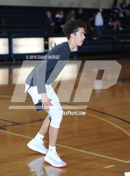 Thumbnail 1 in La Quinta vs. Santa Clarita Christian photogallery.