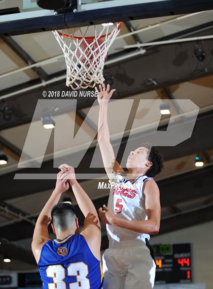 Thumbnail 2 in La Quinta vs. Santa Clarita Christian photogallery.