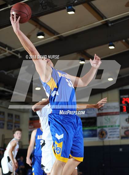 Thumbnail 3 in La Quinta vs. Santa Clarita Christian photogallery.
