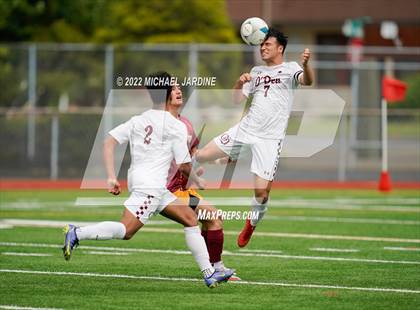 Thumbnail 3 in O'Dea @ Lakeside (WIAA 3A Semifinal) photogallery.