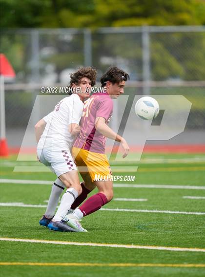 Thumbnail 1 in O'Dea @ Lakeside (WIAA 3A Semifinal) photogallery.