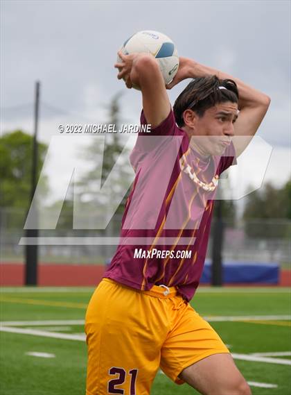 Thumbnail 2 in O'Dea @ Lakeside (WIAA 3A Semifinal) photogallery.