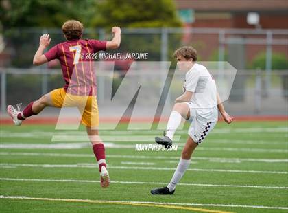Thumbnail 3 in O'Dea @ Lakeside (WIAA 3A Semifinal) photogallery.