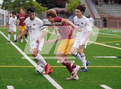 Thumbnail 1 in O'Dea @ Lakeside (WIAA 3A Semifinal) photogallery.