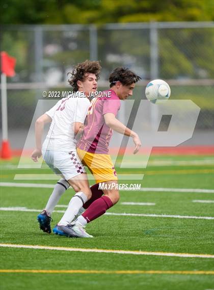 Thumbnail 3 in O'Dea @ Lakeside (WIAA 3A Semifinal) photogallery.