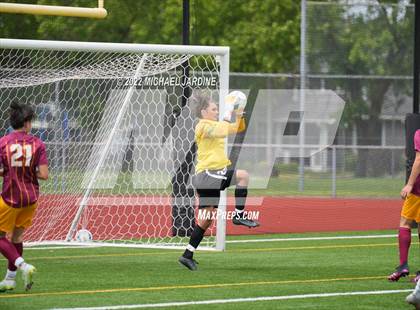 Thumbnail 2 in O'Dea @ Lakeside (WIAA 3A Semifinal) photogallery.