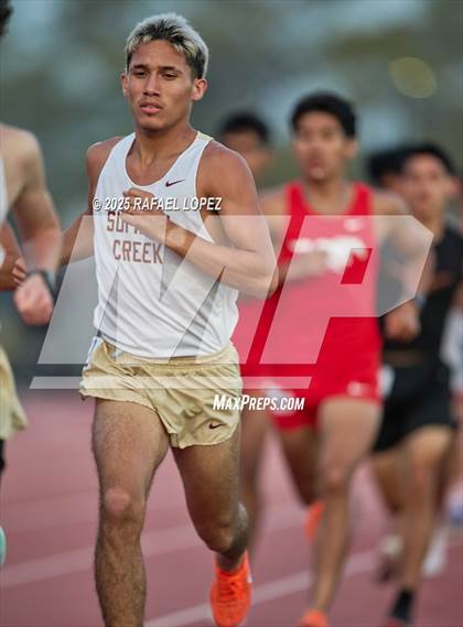 Thumbnail 2 in Panther Relays (1600M) photogallery.