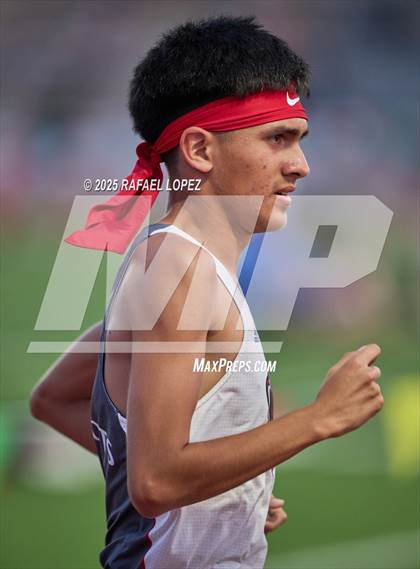 Thumbnail 2 in Panther Relays (1600M) photogallery.