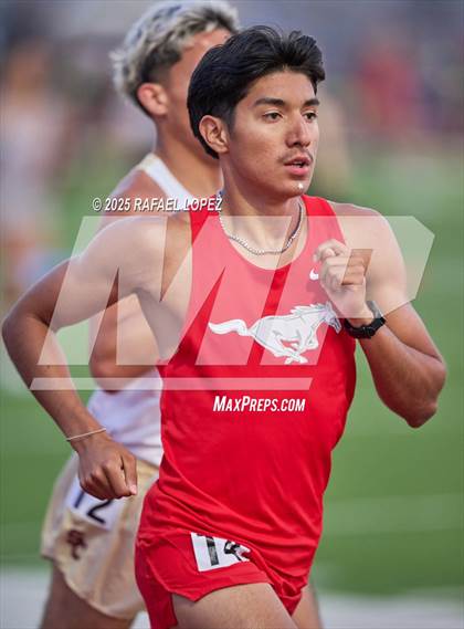 Thumbnail 3 in Panther Relays (1600M) photogallery.