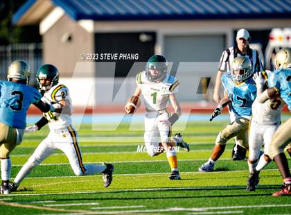 Thumbnail 3 in Franklin @ Burbank photogallery.