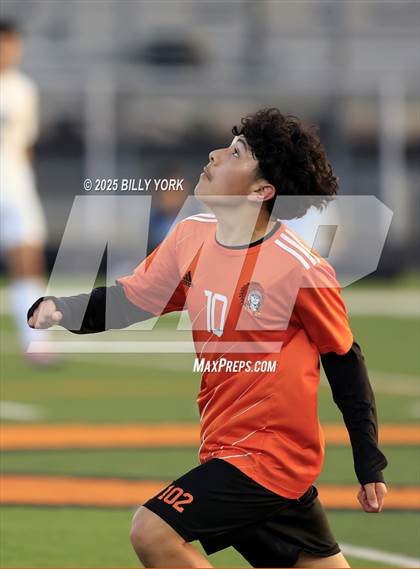 Thumbnail 2 in Grand Saline vs Athens photogallery.