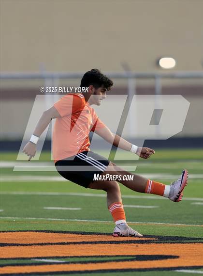 Thumbnail 3 in Grand Saline vs Athens photogallery.