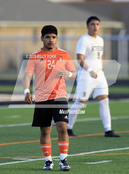Thumbnail 3 in Grand Saline vs Athens photogallery.