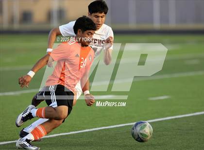 Thumbnail 3 in Grand Saline vs Athens photogallery.