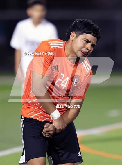 Thumbnail 3 in Grand Saline vs Athens photogallery.