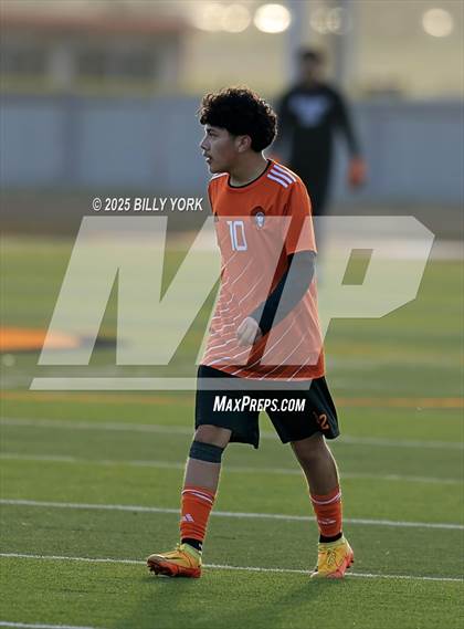 Thumbnail 1 in Grand Saline vs Athens photogallery.