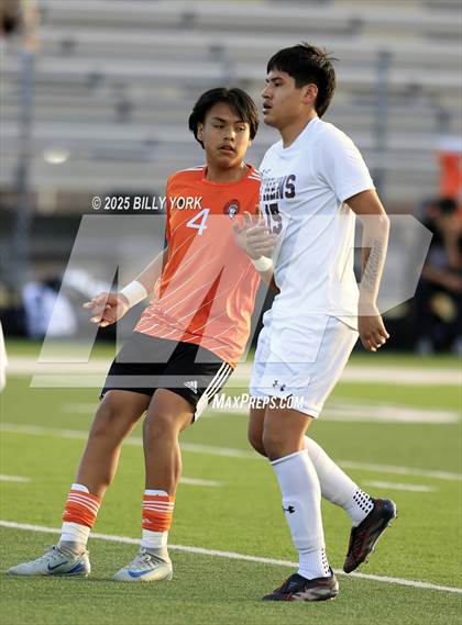Thumbnail 2 in Grand Saline vs Athens photogallery.