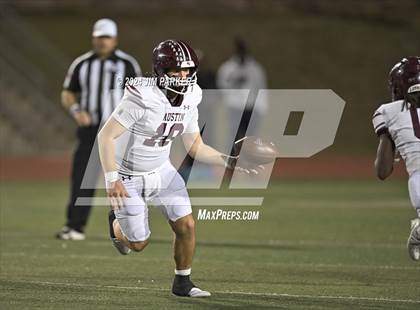 Thumbnail 1 in Vandegrift vs. Austin (UIL 6A D2 Football Bi-District Playoff) photogallery.