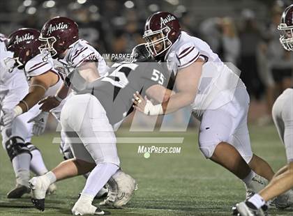Thumbnail 3 in Vandegrift vs. Austin (UIL 6A D2 Football Bi-District Playoff) photogallery.