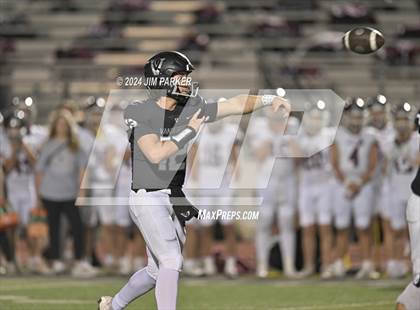 Thumbnail 2 in Vandegrift vs. Austin (UIL 6A D2 Football Bi-District Playoff) photogallery.
