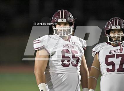 Thumbnail 3 in Vandegrift vs. Austin (UIL 6A D2 Football Bi-District Playoff) photogallery.