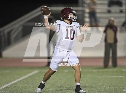 Thumbnail 2 in Vandegrift vs. Austin (UIL 6A D2 Football Bi-District Playoff) photogallery.