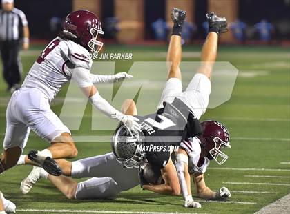 Thumbnail 1 in Vandegrift vs. Austin (UIL 6A D2 Football Bi-District Playoff) photogallery.