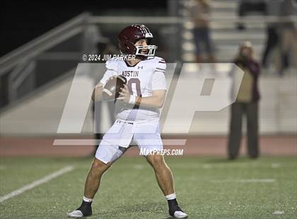 Thumbnail 1 in Vandegrift vs. Austin (UIL 6A D2 Football Bi-District Playoff) photogallery.
