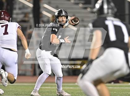 Thumbnail 1 in Vandegrift vs. Austin (UIL 6A D2 Football Bi-District Playoff) photogallery.