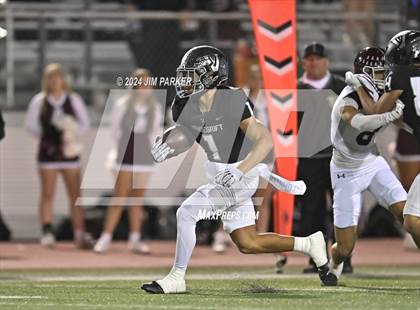 Thumbnail 3 in Vandegrift vs. Austin (UIL 6A D2 Football Bi-District Playoff) photogallery.