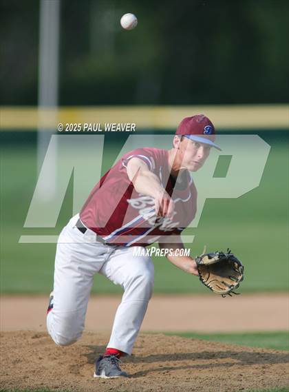 Thumbnail 3 in Dunmore vs. Mount Carmel (PIAA Class 3A First Round) photogallery.