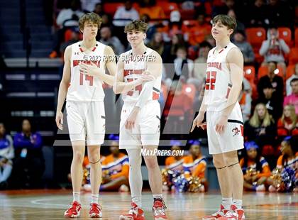 Thumbnail 1 in East St. Louis vs. Metamora (IHSA 3A Final) photogallery.