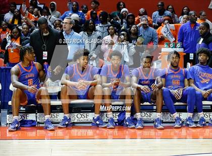 Thumbnail 1 in East St. Louis vs. Metamora (IHSA 3A Final) photogallery.