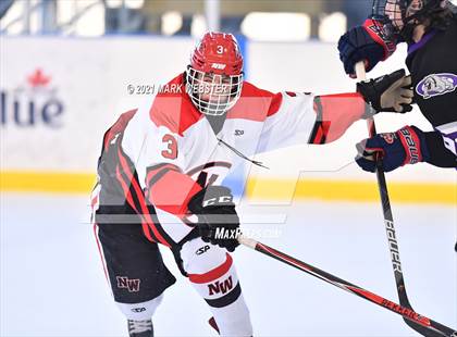 Thumbnail 1 in Hamburg vs. Niagara-Wheatfield photogallery.