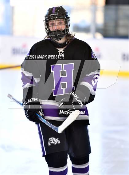 Thumbnail 1 in Hamburg vs. Niagara-Wheatfield photogallery.