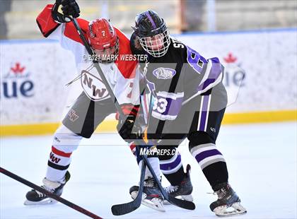Thumbnail 1 in Hamburg vs. Niagara-Wheatfield photogallery.
