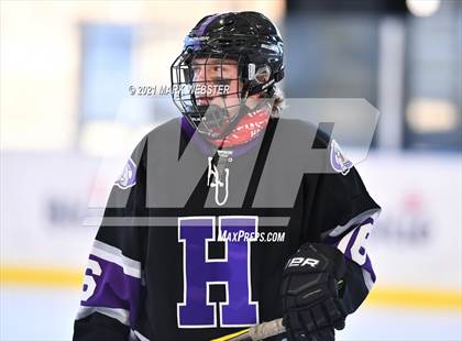 Thumbnail 2 in Hamburg vs. Niagara-Wheatfield photogallery.
