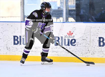 Thumbnail 3 in Hamburg vs. Niagara-Wheatfield photogallery.