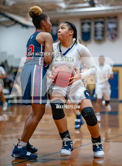 Thumbnail 1 in Terry Sanford vs. E.E. Smith (Patriot Athletic Conference 3A/4A Championship) photogallery.