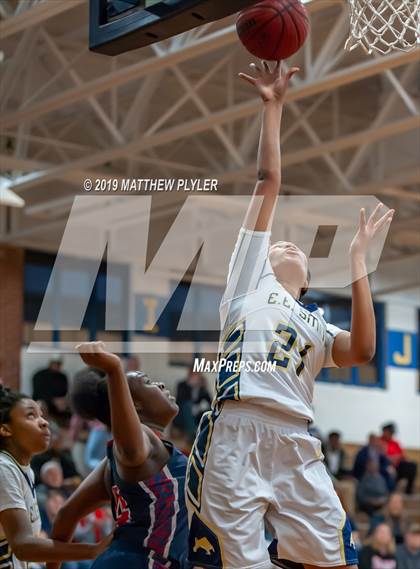 Thumbnail 3 in Terry Sanford vs. E.E. Smith (Patriot Athletic Conference 3A/4A Championship) photogallery.
