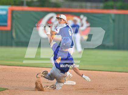 Thumbnail 1 in Linden-Kildare vs. James Bowie Game 3 (UIL 2A Regional Final) photogallery.