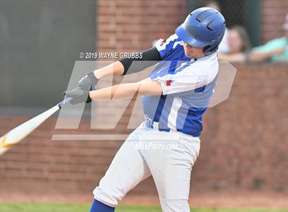 Thumbnail 2 in Linden-Kildare vs. James Bowie Game 3 (UIL 2A Regional Final) photogallery.