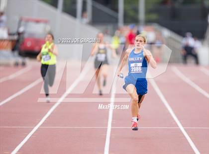 Thumbnail 2 in UIL 1A Girls State Track Meet photogallery.