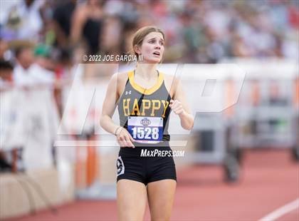 Thumbnail 1 in UIL 1A Girls State Track Meet photogallery.
