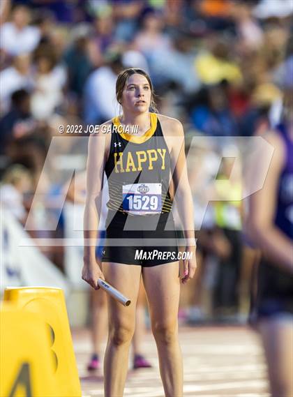 Thumbnail 2 in UIL 1A Girls State Track Meet photogallery.