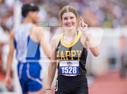 Thumbnail 1 in UIL 1A Girls State Track Meet photogallery.