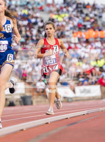 Thumbnail 1 in UIL 1A Girls State Track Meet photogallery.