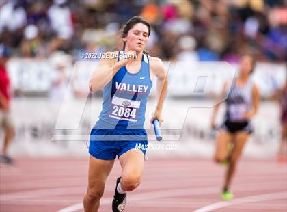 Thumbnail 2 in UIL 1A Girls State Track Meet photogallery.