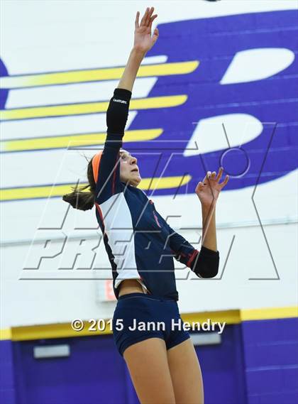 Thumbnail 3 in Mira Costa @ Flintridge Sacred Heart (Durango Fall Classic) photogallery.